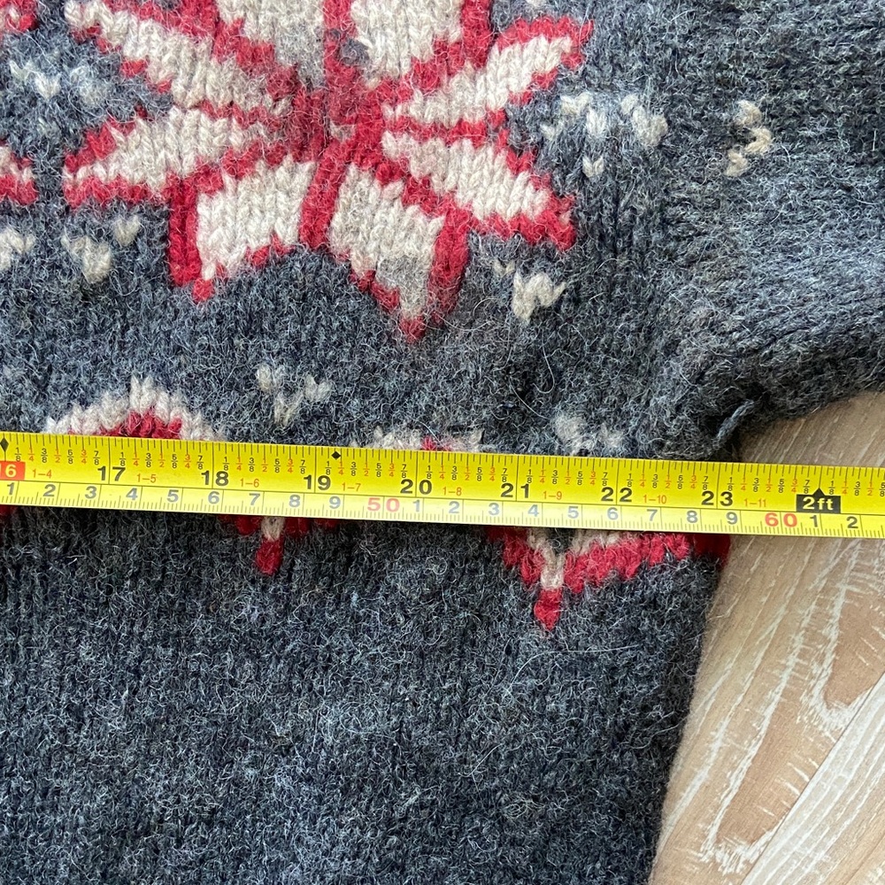 Gray Nordic Pattern Women’s 100% Wool Knit Sweater - Picture 5 of 9